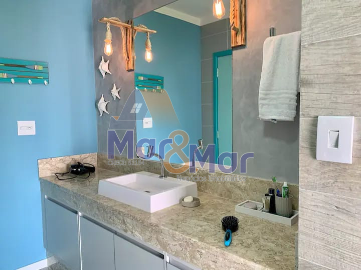Apartamento Frente ao Mar nas Pitangueiras, Guarujá - SP