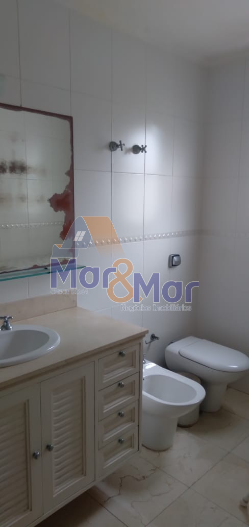 Apartamento Frente ao Mar nas Pitangueiras, Guarujá - SP