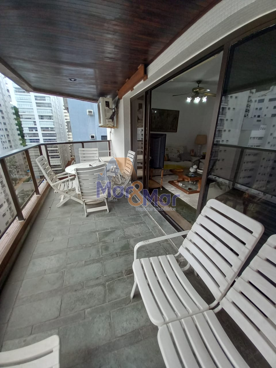 Apartamento GUARUJÁ - SP