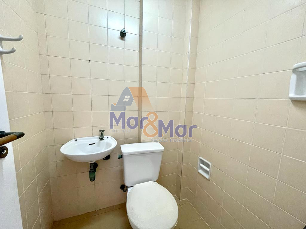 Apartamento na Praia das Pitangueiras, Guarujá - SP