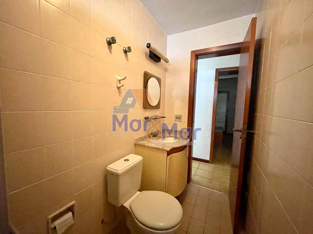 Apartamento na Praia das Pitangueiras, Guarujá - SP