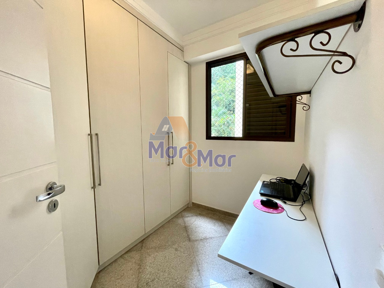 Apartamento-2-dormitorios-Pitangueiras