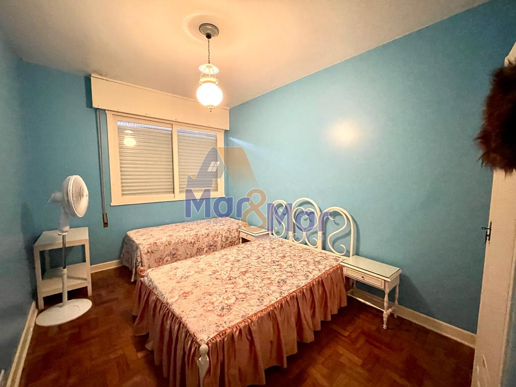 Apartamento na Praia das Pitangueiras, Guarujá - SP