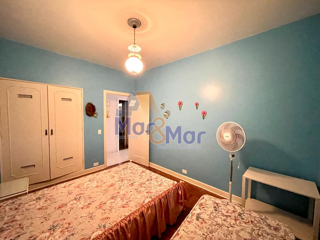Apartamento na Praia das Pitangueiras, Guarujá - SP