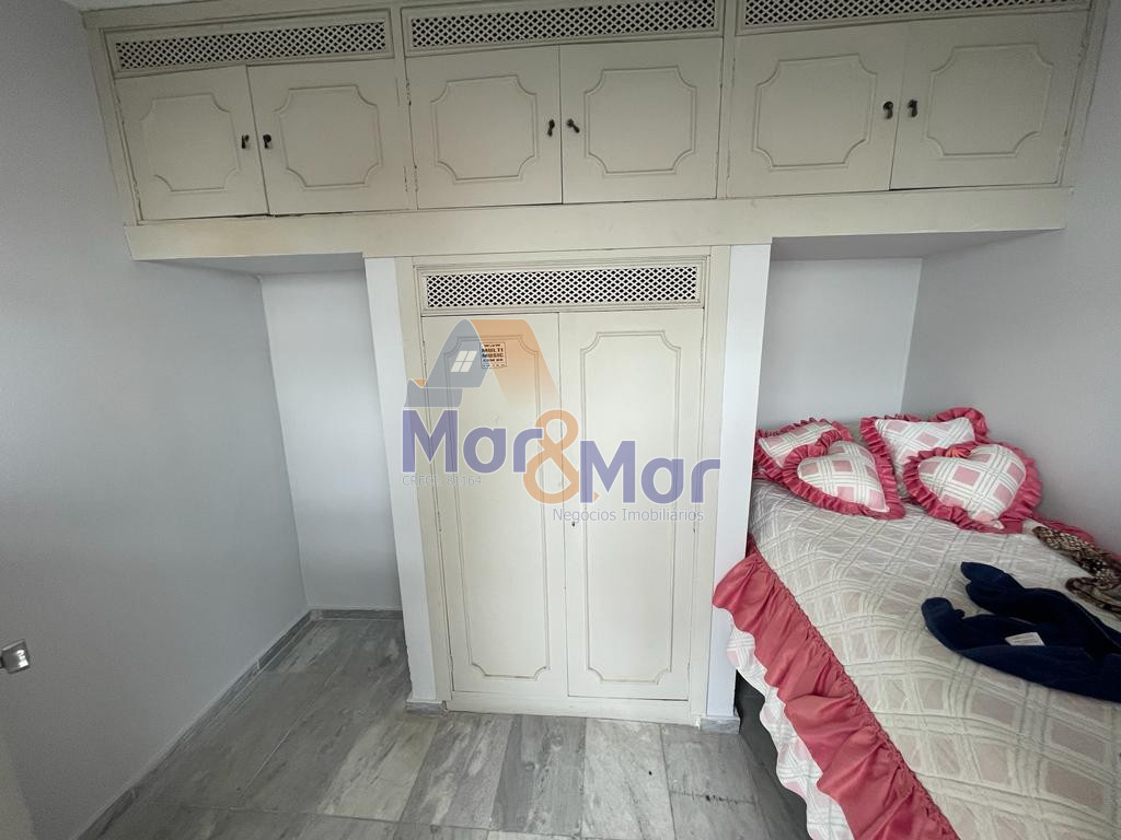 Apartamento na Praia das Pitangueiras, Guarujá - SP