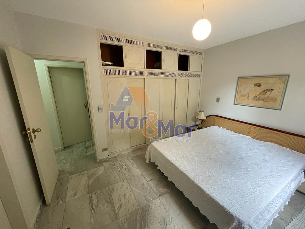 Apartamento na Praia das Pitangueiras, Guarujá - SP