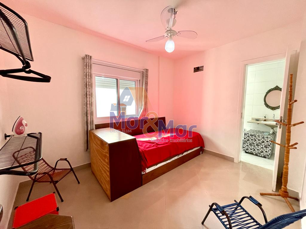 Apartamento na Praia das Pitangueiras, Guarujá - SP
