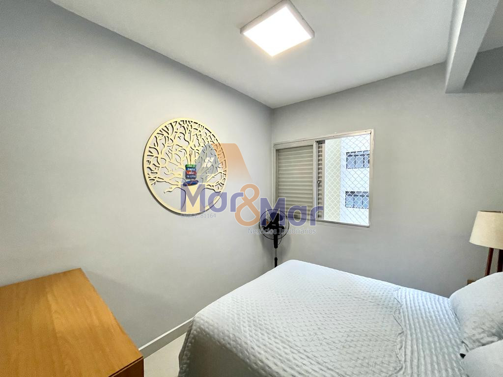 Apartamento na Praia das Pitangueiras, Guarujá - SP