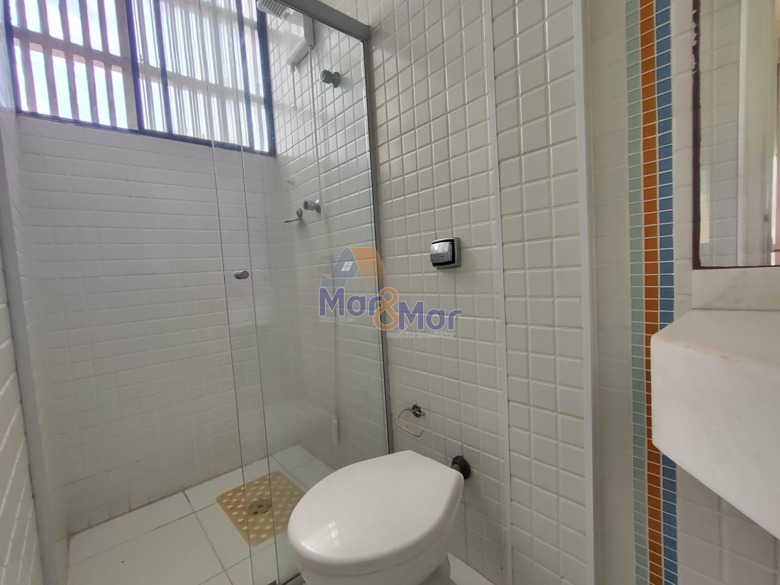 Apartamento Frente ao Mar nas Pitangueiras, Guarujá - SP