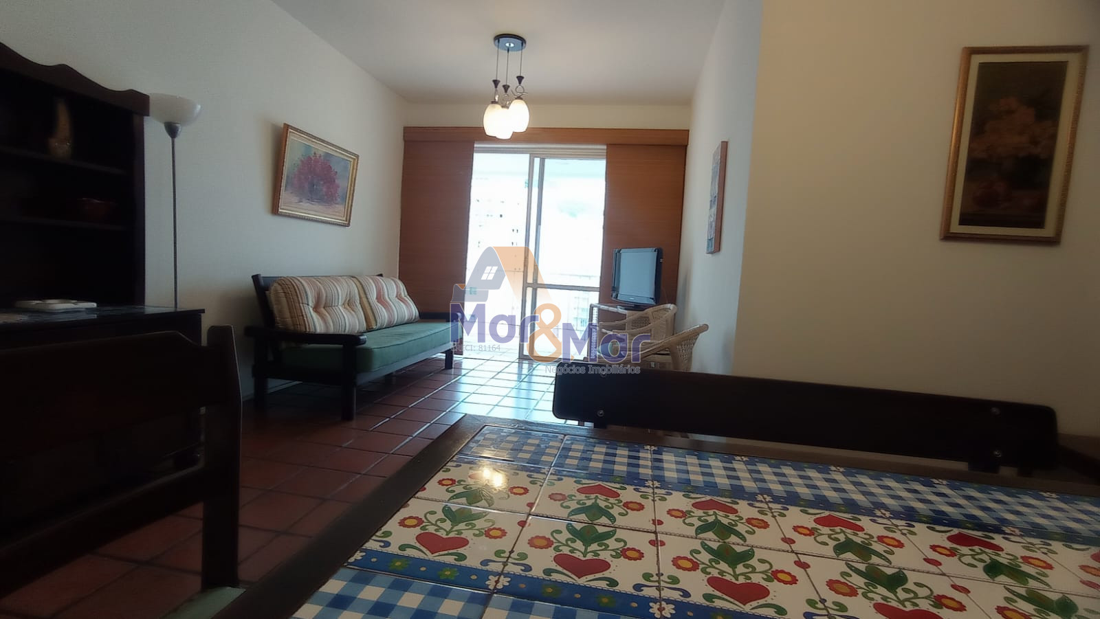 Apartamento na Praia das Pitangueiras, Guarujá - SP