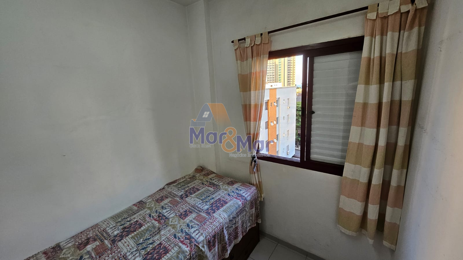 Apartamento na Praia das Astúrias, Guarujá - SP