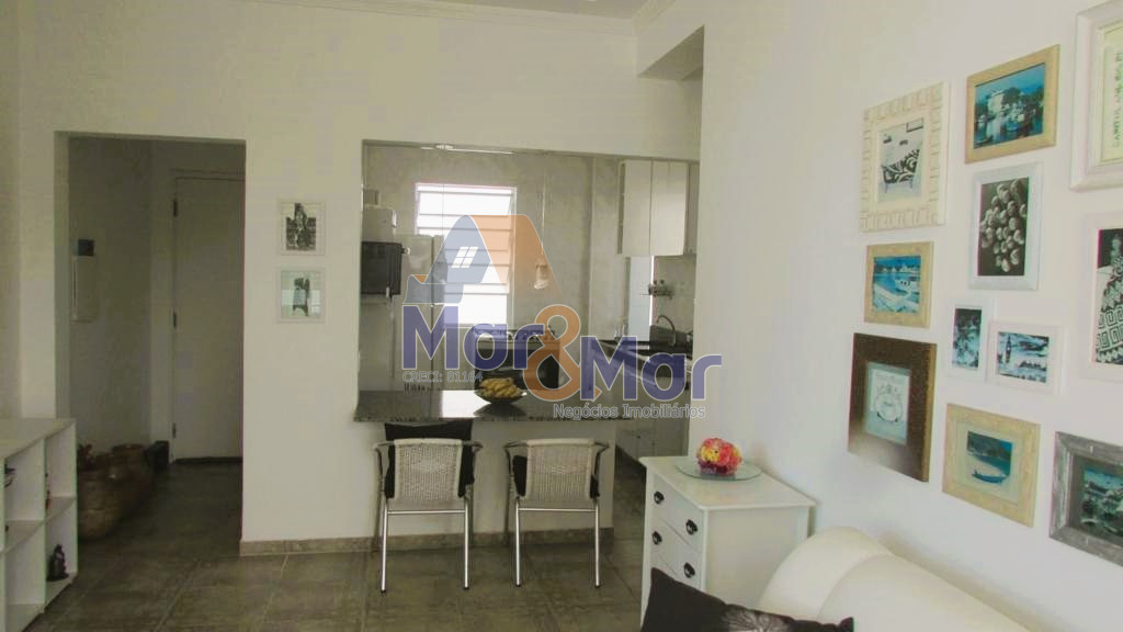 Apartamento na Praia das Pitangueiras, Guarujá - SP