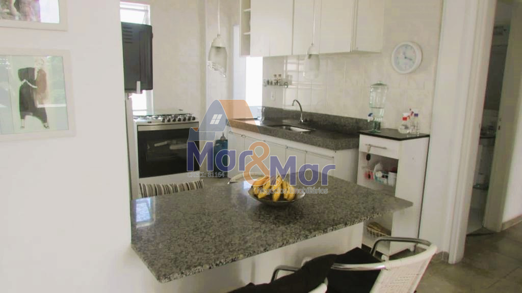 Apartamento na Praia das Pitangueiras, Guarujá - SP