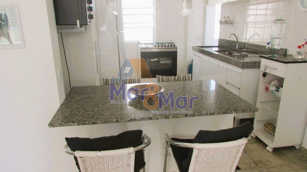 Apartamento na Praia das Pitangueiras, Guarujá - SP