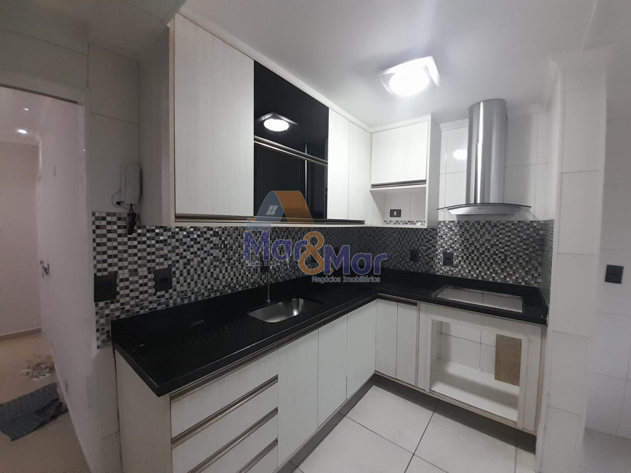 Apartamento na Praia da Enseada, Guarujá - SP
