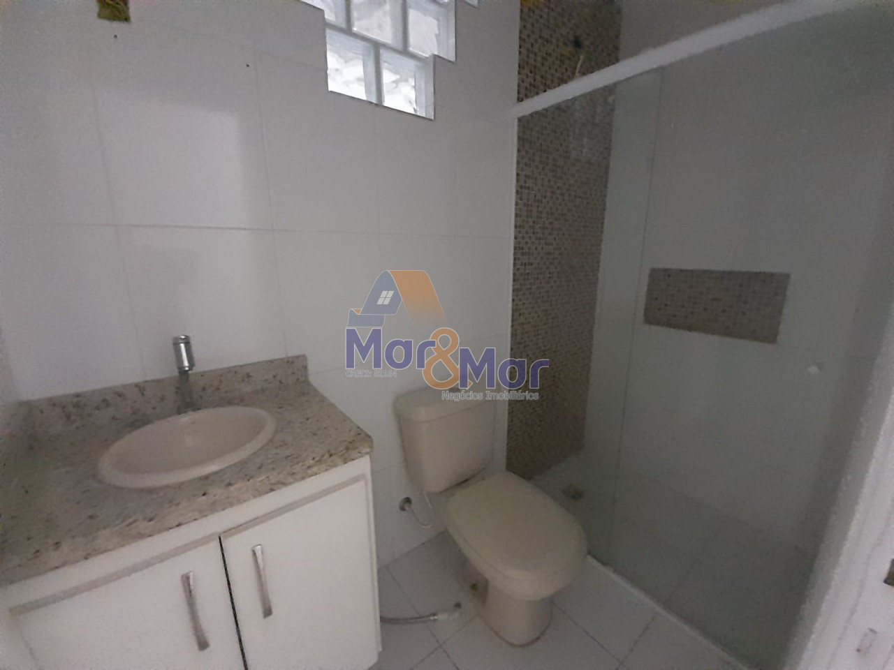 Apartamento na Praia da Enseada, Guarujá - SP