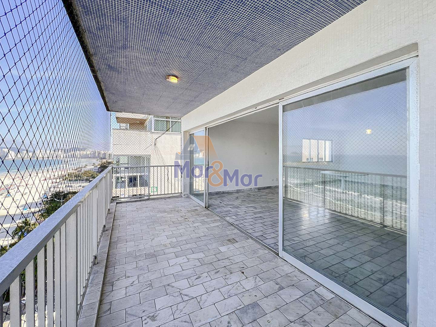 Apartamento GUARUJÁ - SP