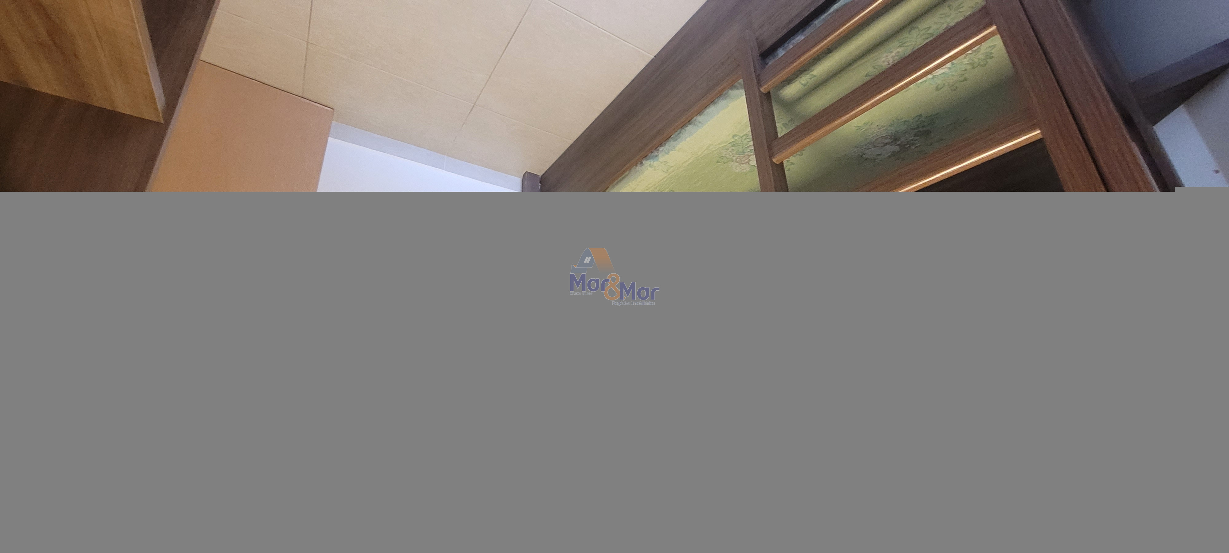 Apartamento na Praia da Enseada, Guarujá - SP