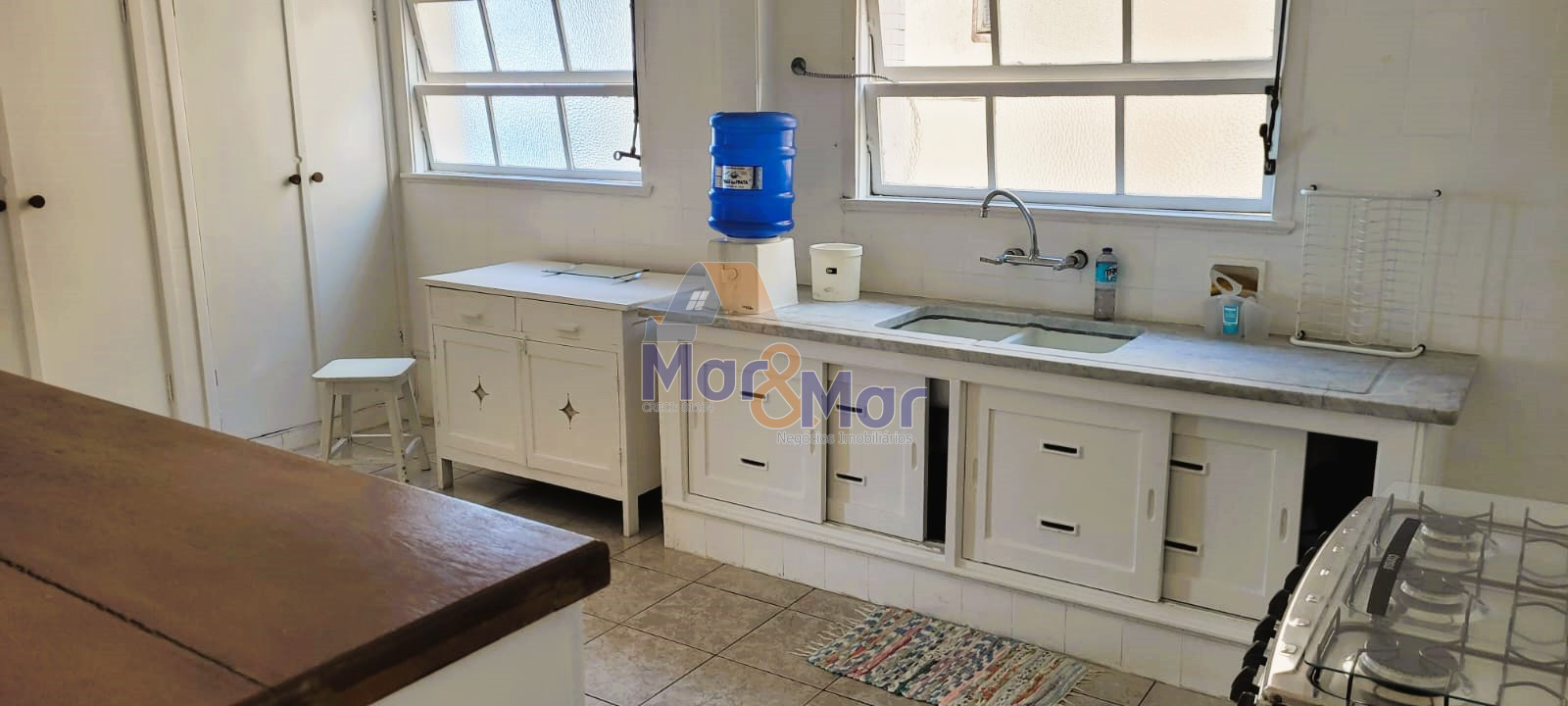 Apartamento Frente ao Mar-3-dormitorios-Pitangueiras