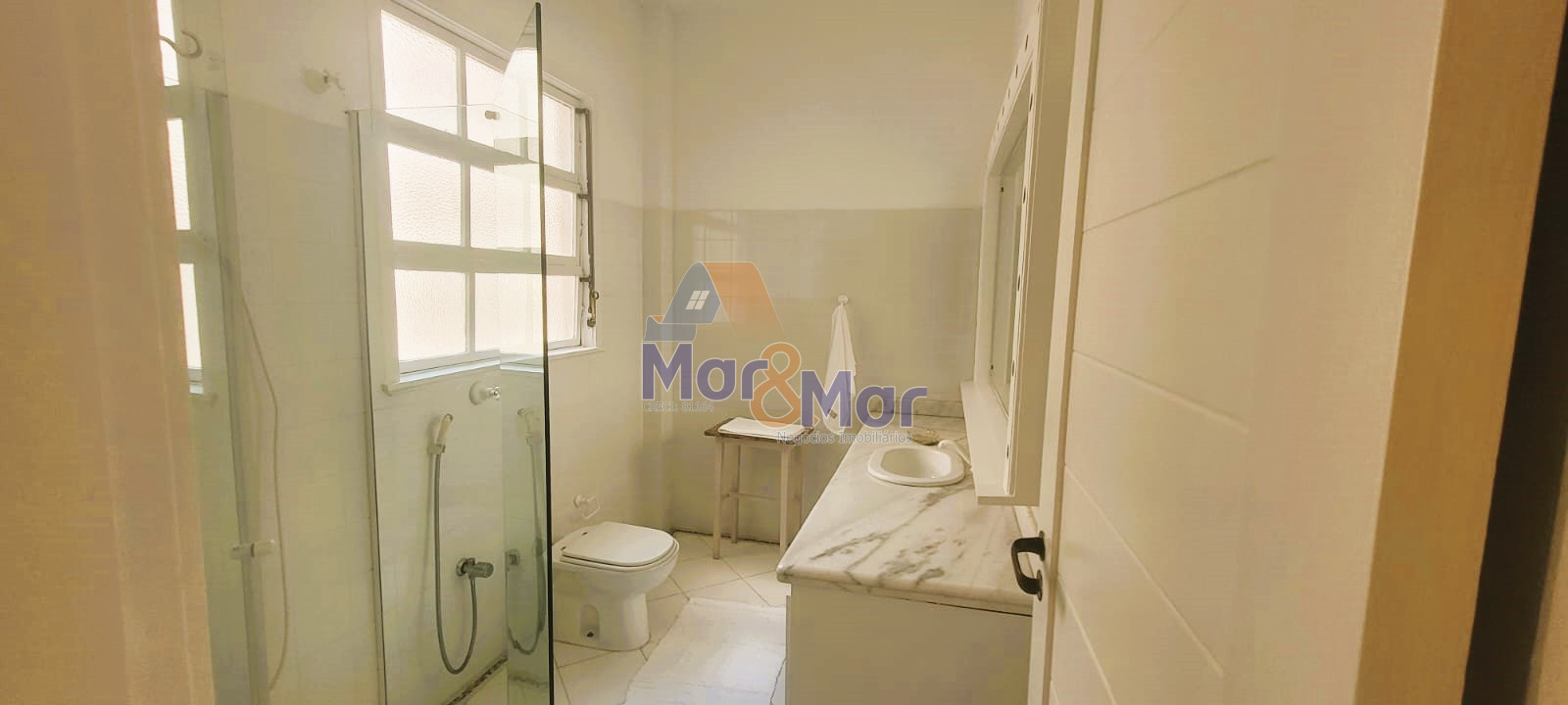 Apartamento Frente ao Mar-3-dormitorios-Pitangueiras