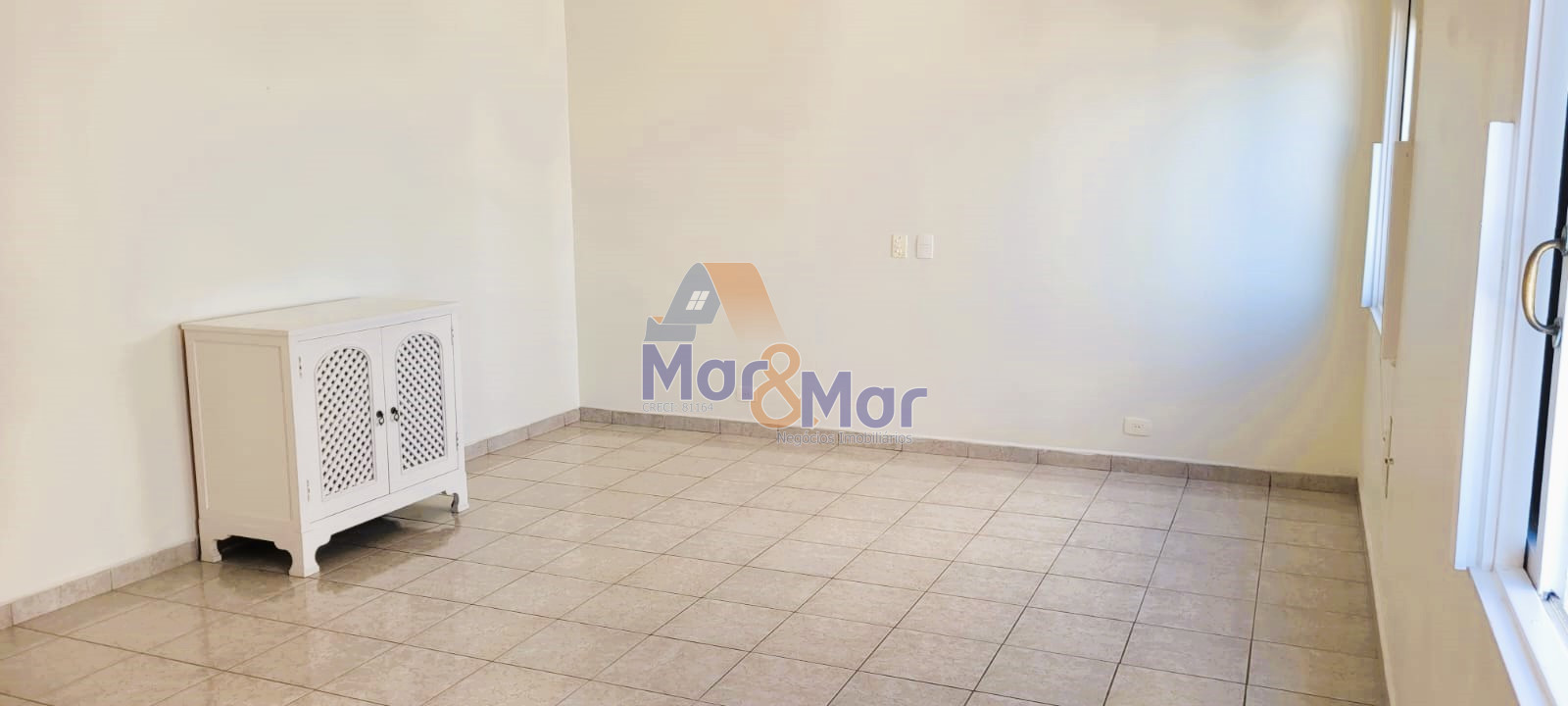 Apartamento Frente ao Mar-3-dormitorios-Pitangueiras