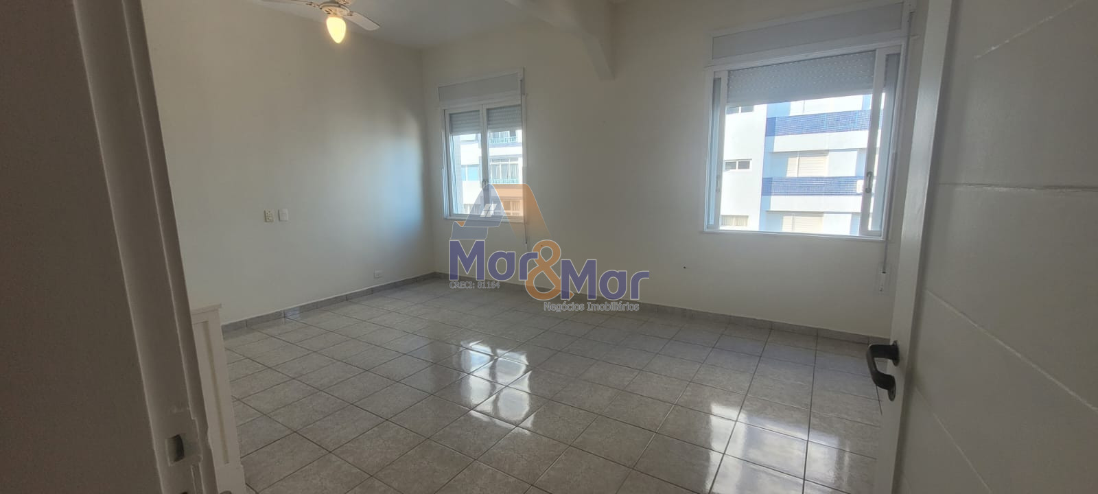 Apartamento Frente ao Mar-3-dormitorios-Pitangueiras