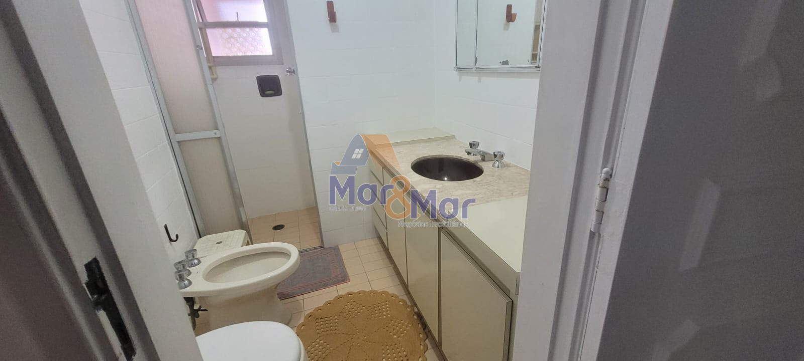 Apartamento Frente ao Mar-3-dormitorios-Pitangueiras