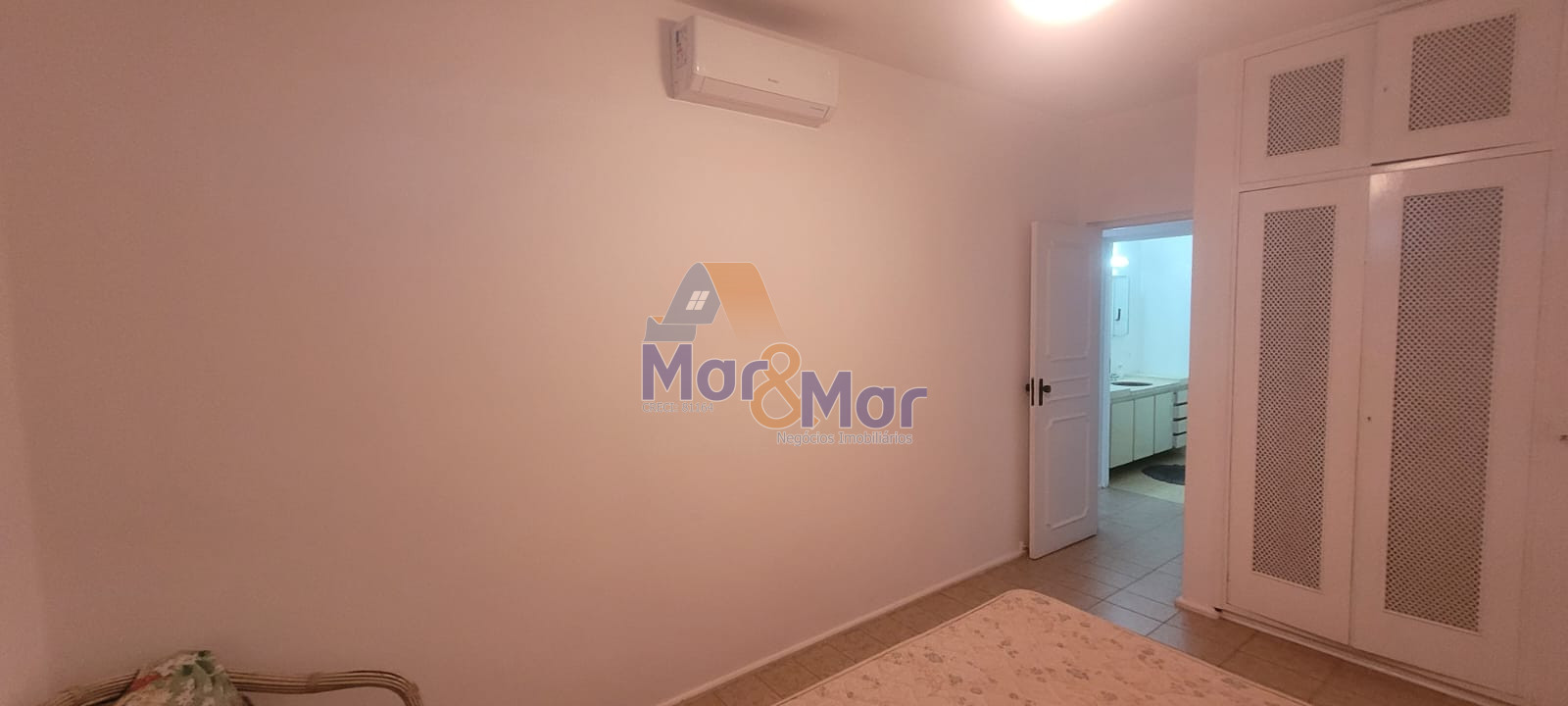Apartamento Frente ao Mar-3-dormitorios-Pitangueiras