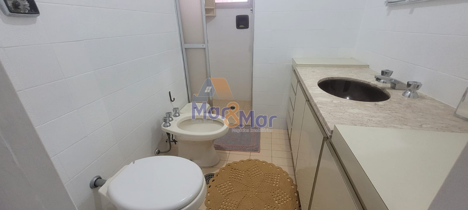 Apartamento Frente ao Mar-3-dormitorios-Pitangueiras