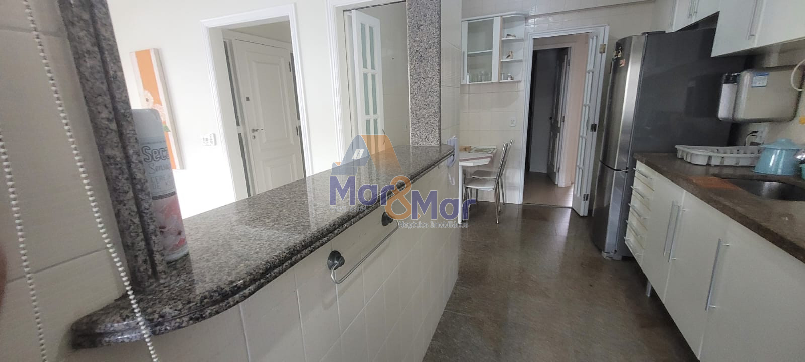 Apartamento para Aluguel nas Pitangueiras, Guarujá/SP