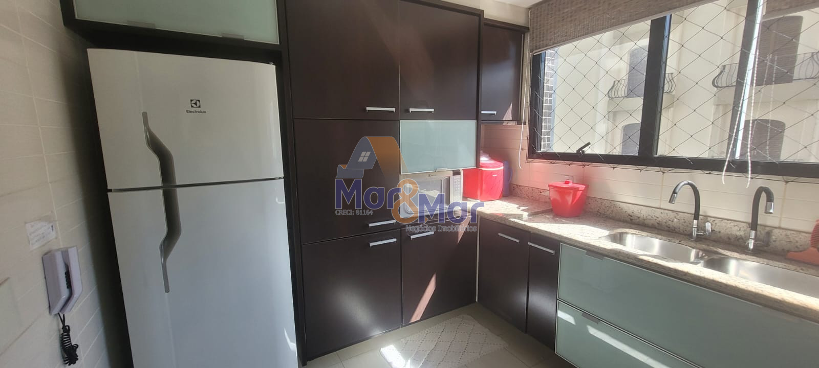 Duplex à Venda na Praia das Pitangueiras - Guarujá