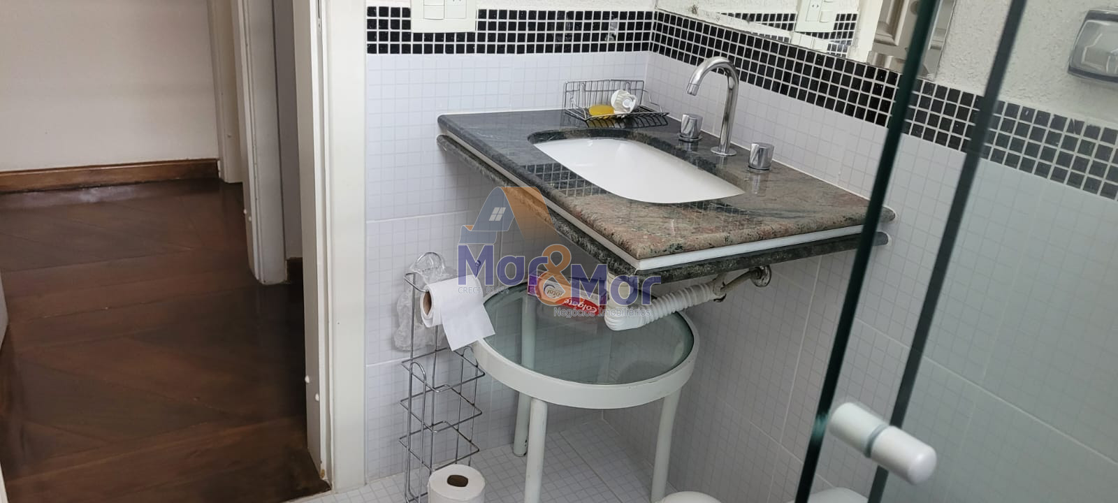 Duplex à Venda na Praia das Pitangueiras - Guarujá