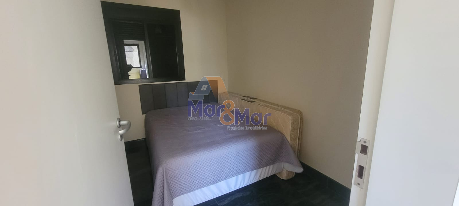 Duplex à Venda na Praia das Pitangueiras - Guarujá