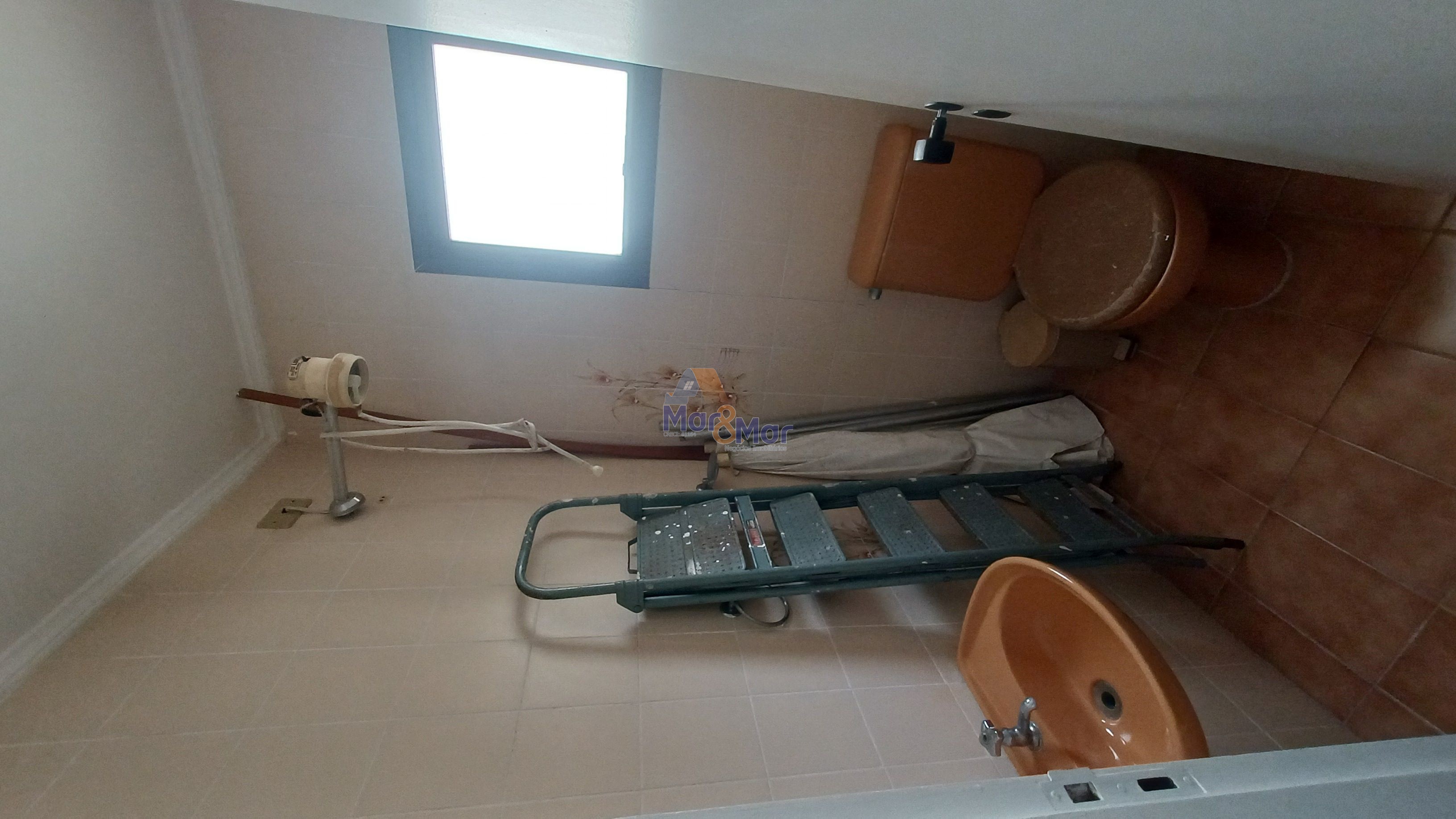 Apartamento na Praia da Enseada, Guarujá - SP