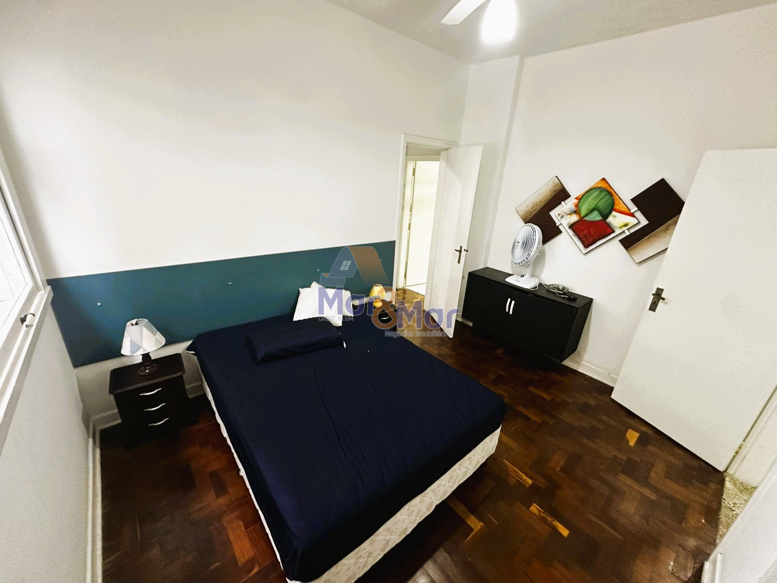 Apartamento na Praia das Pitangueiras, Guarujá - SP