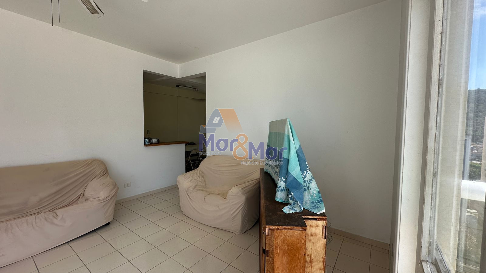 Apartamento Frente ao Mar nas Pitangueiras, Guarujá - SP