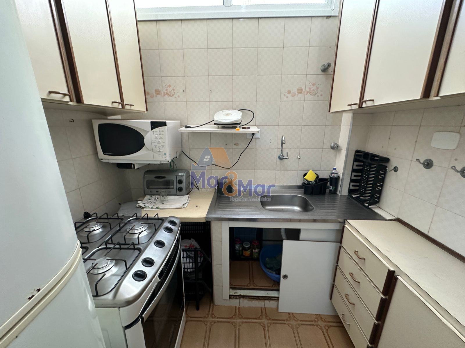 Apartamento na Praia das Astúrias, Guarujá - SP