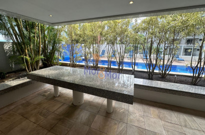 Apartamento na Praia das Pitangueiras, Guarujá - SP