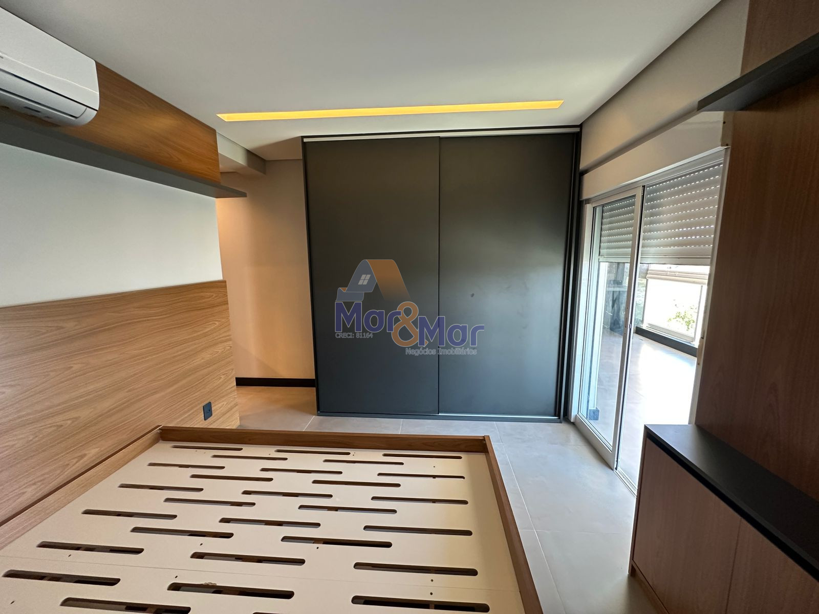 Apartamento na Praia das Astúrias, Guarujá - SP