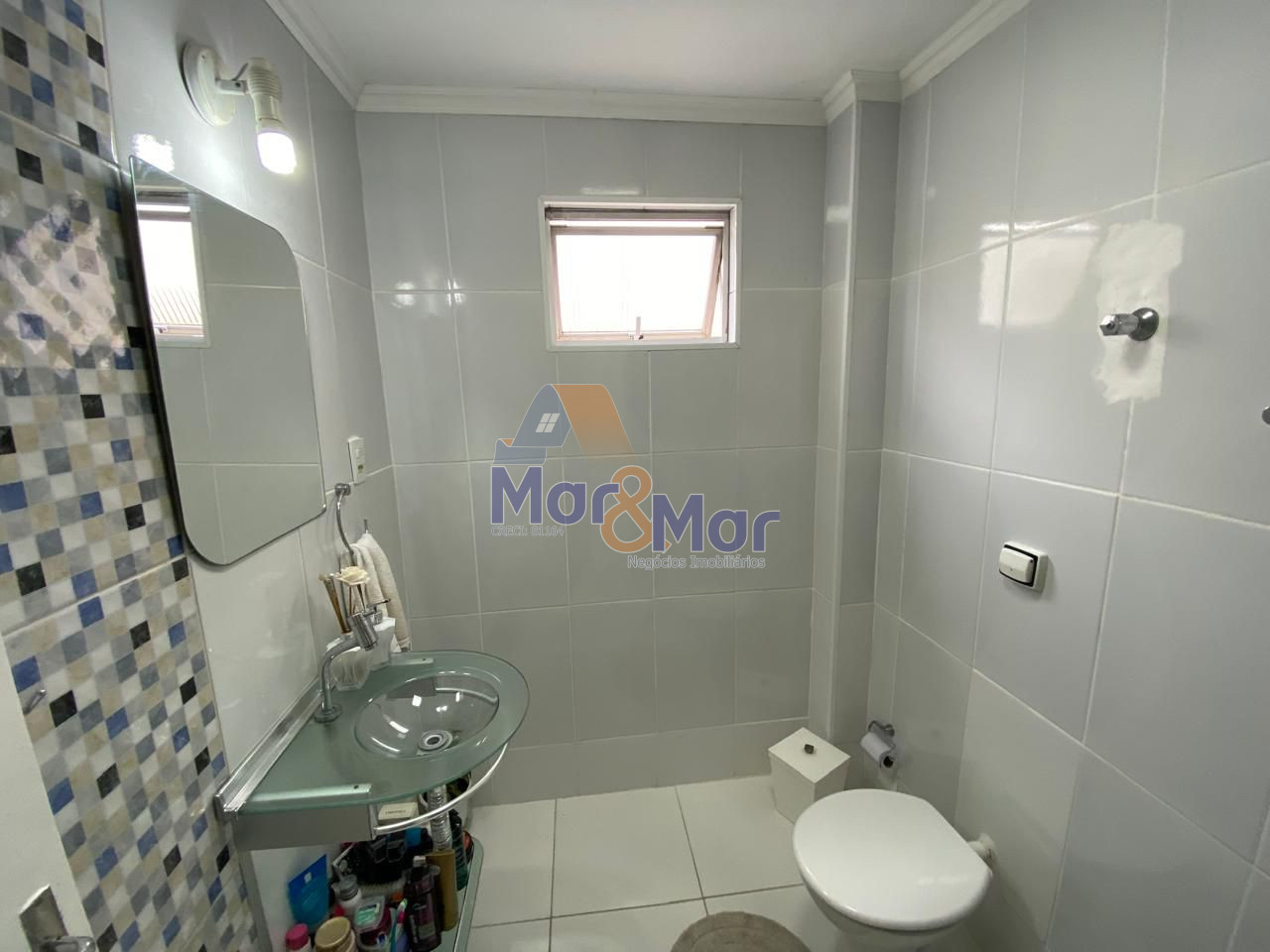 Apartamento na Praia das Astúrias, Guarujá - SP