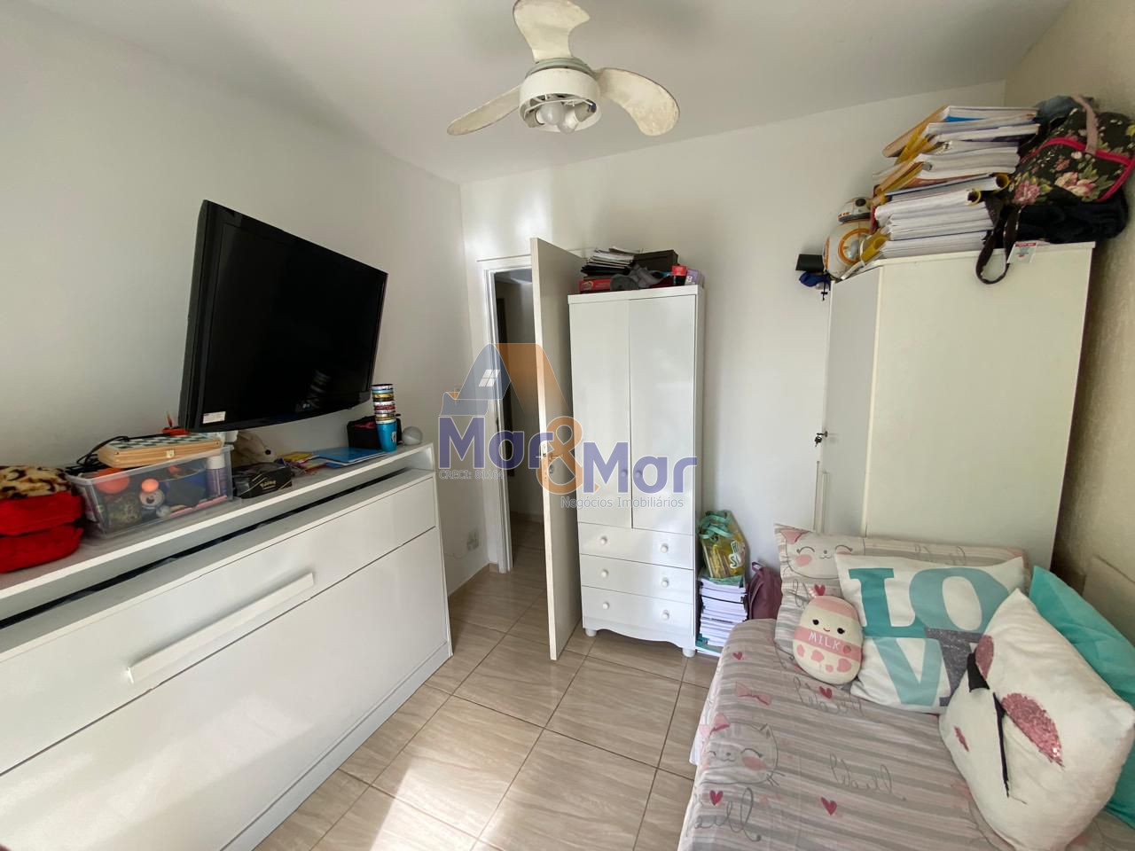 Apartamento na Praia das Astúrias, Guarujá - SP