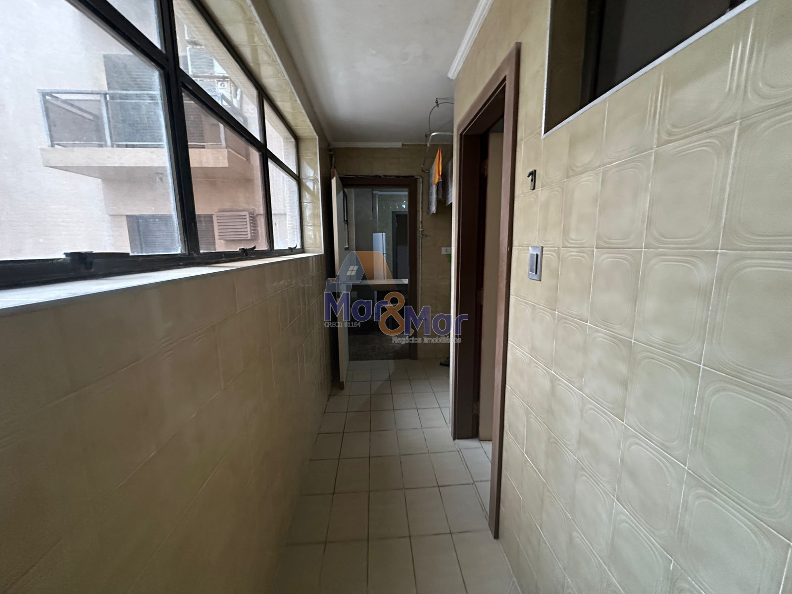 Apartamento Frente ao Mar nas Pitangueiras, Guarujá - SP