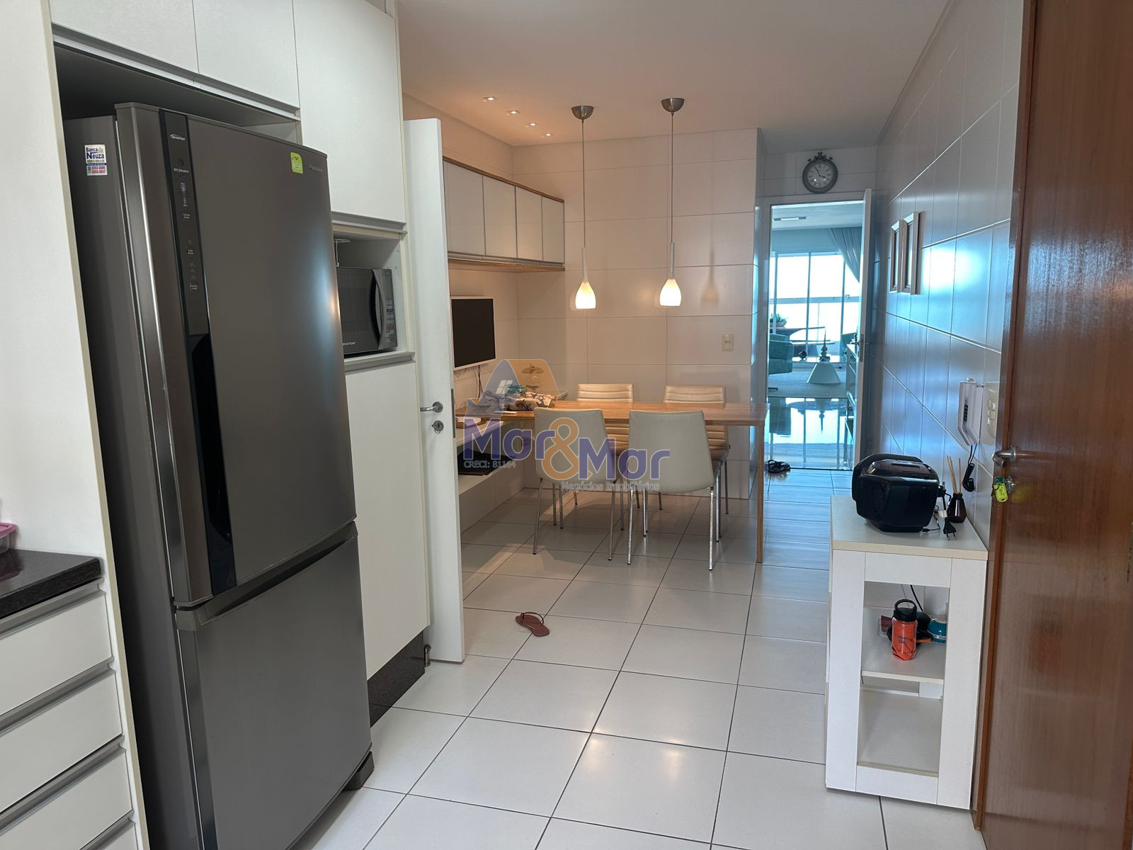 Apartamento Frente ao Mar, Praia da Enseada, Guarujá - SP