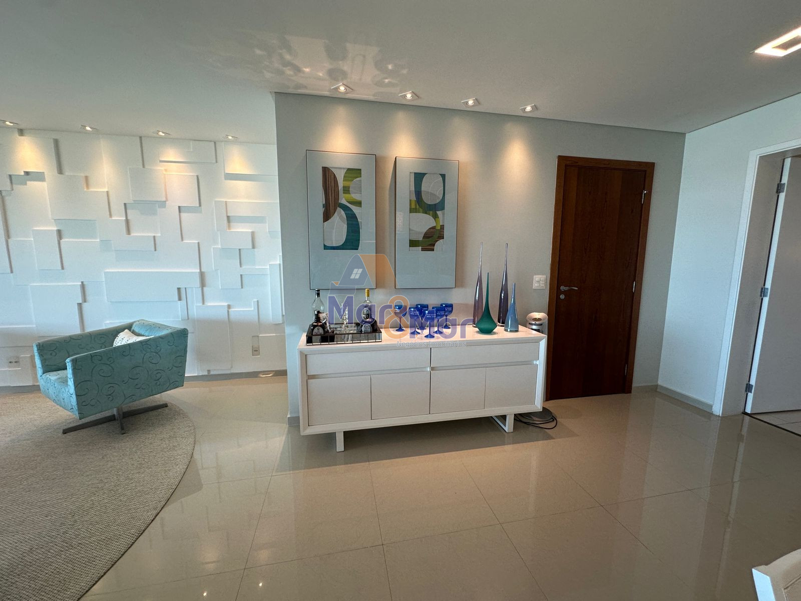Apartamento Frente ao Mar, Praia da Enseada, Guarujá - SP