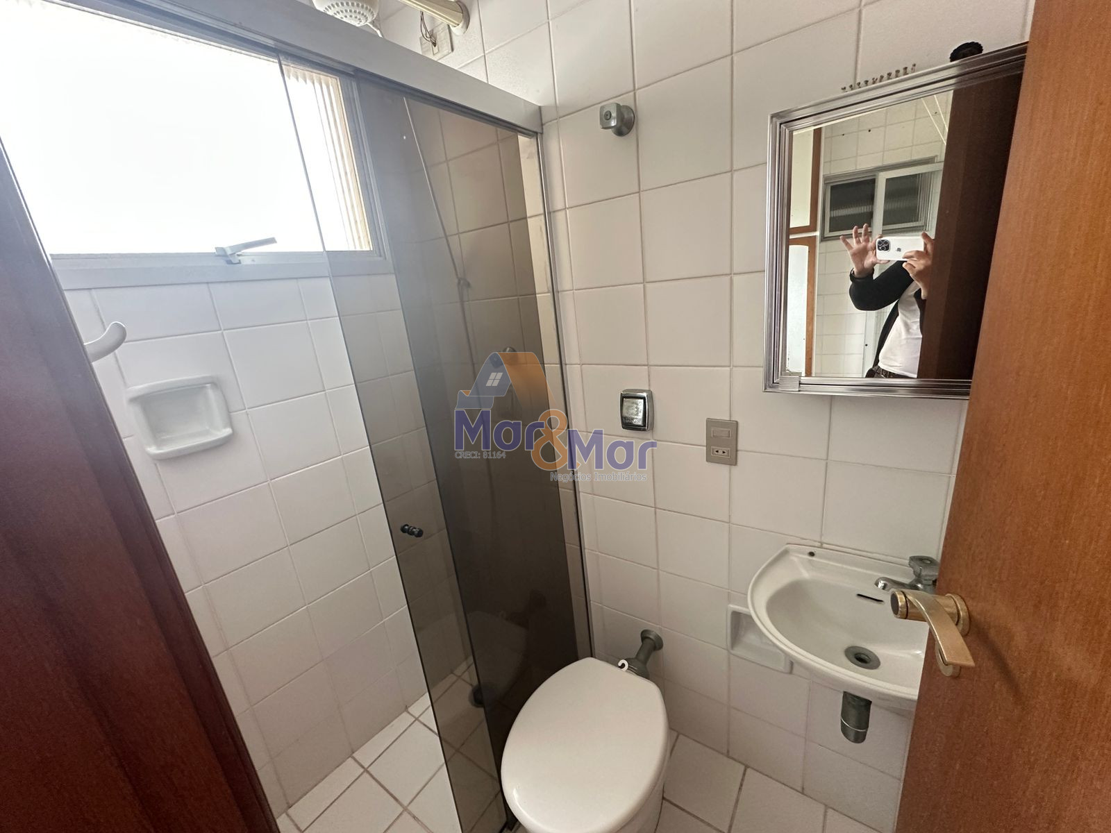 Apartamento Frente ao Mar nas Pitangueiras, Guarujá - SP