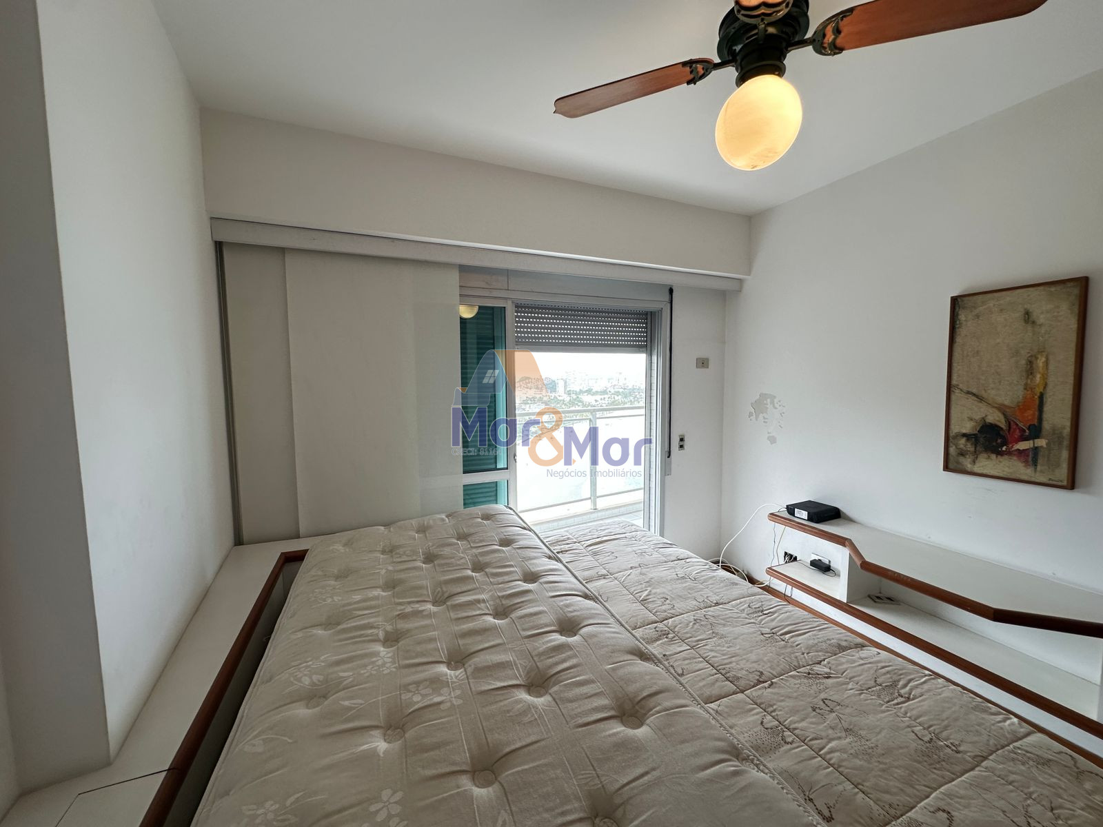 Apartamento Frente ao Mar nas Pitangueiras, Guarujá - SP