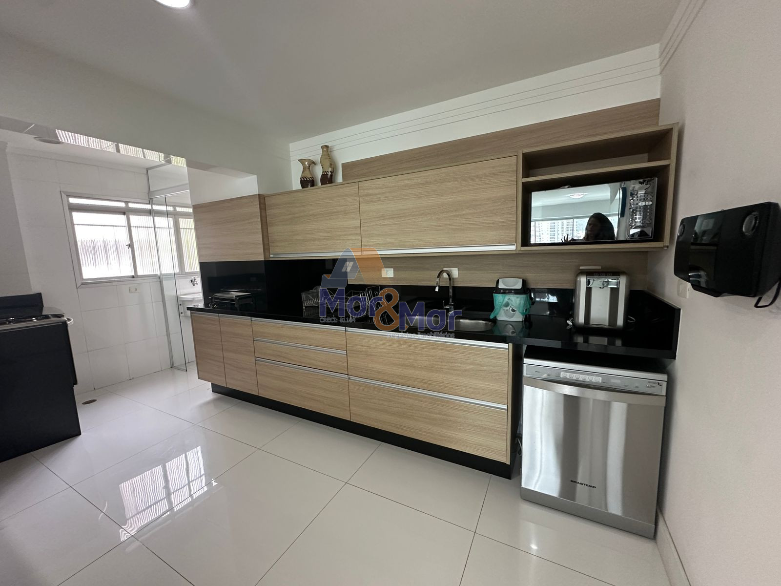 Apartamento Frente ao Mar nas Pitangueiras, Guarujá - SP
