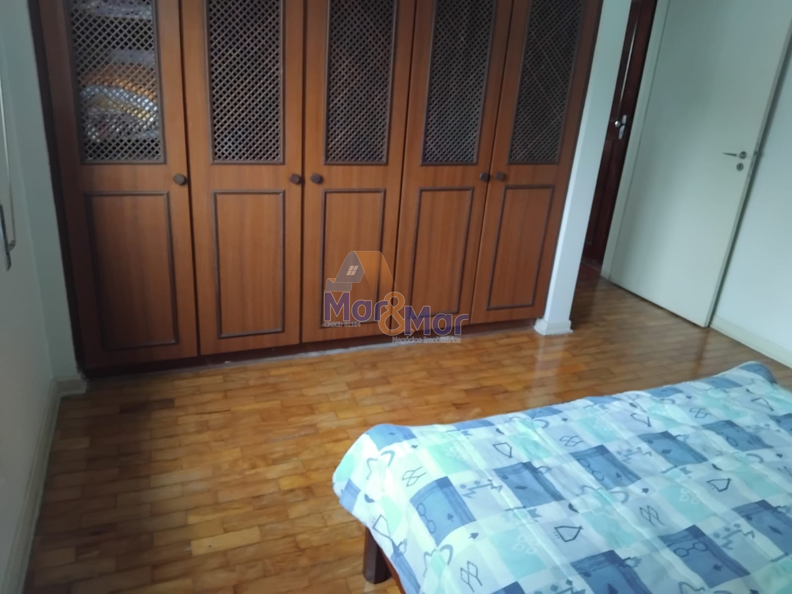 Apartamento na Praia das Astúrias, Guarujá - SP
