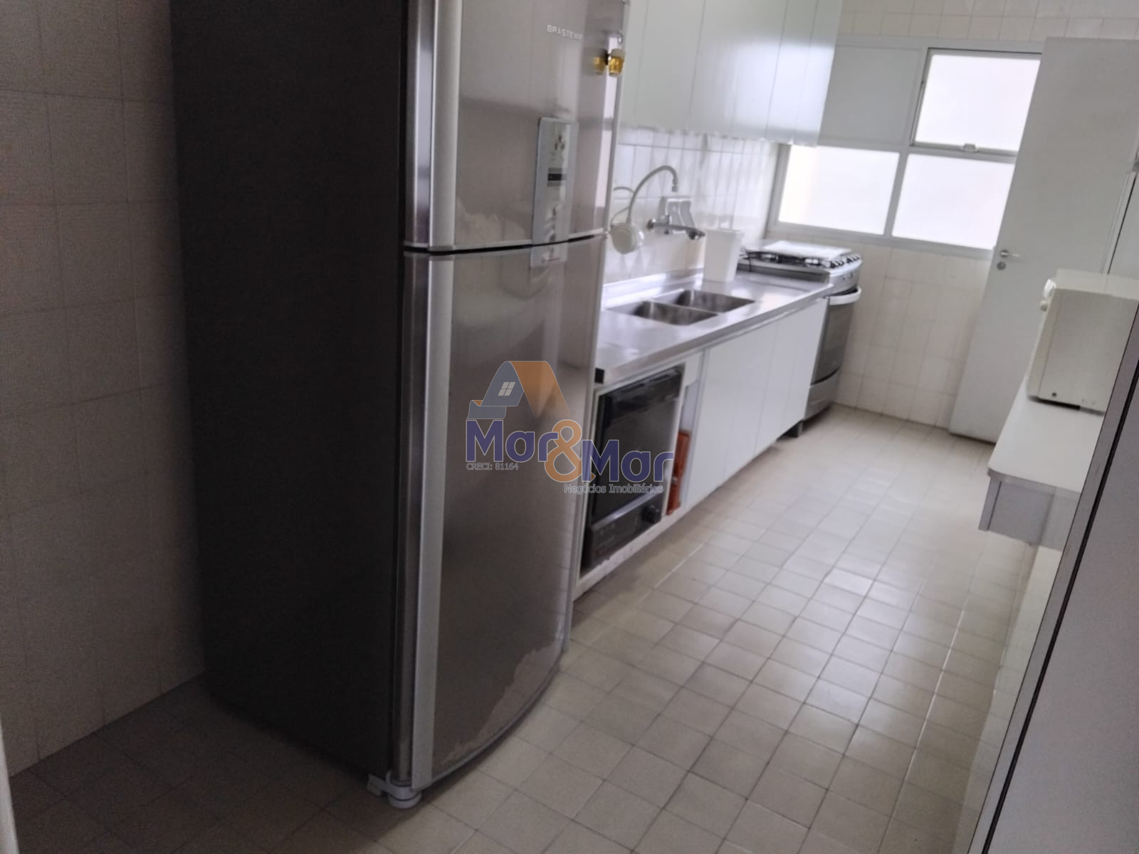 Apartamento na Praia das Astúrias, Guarujá - SP