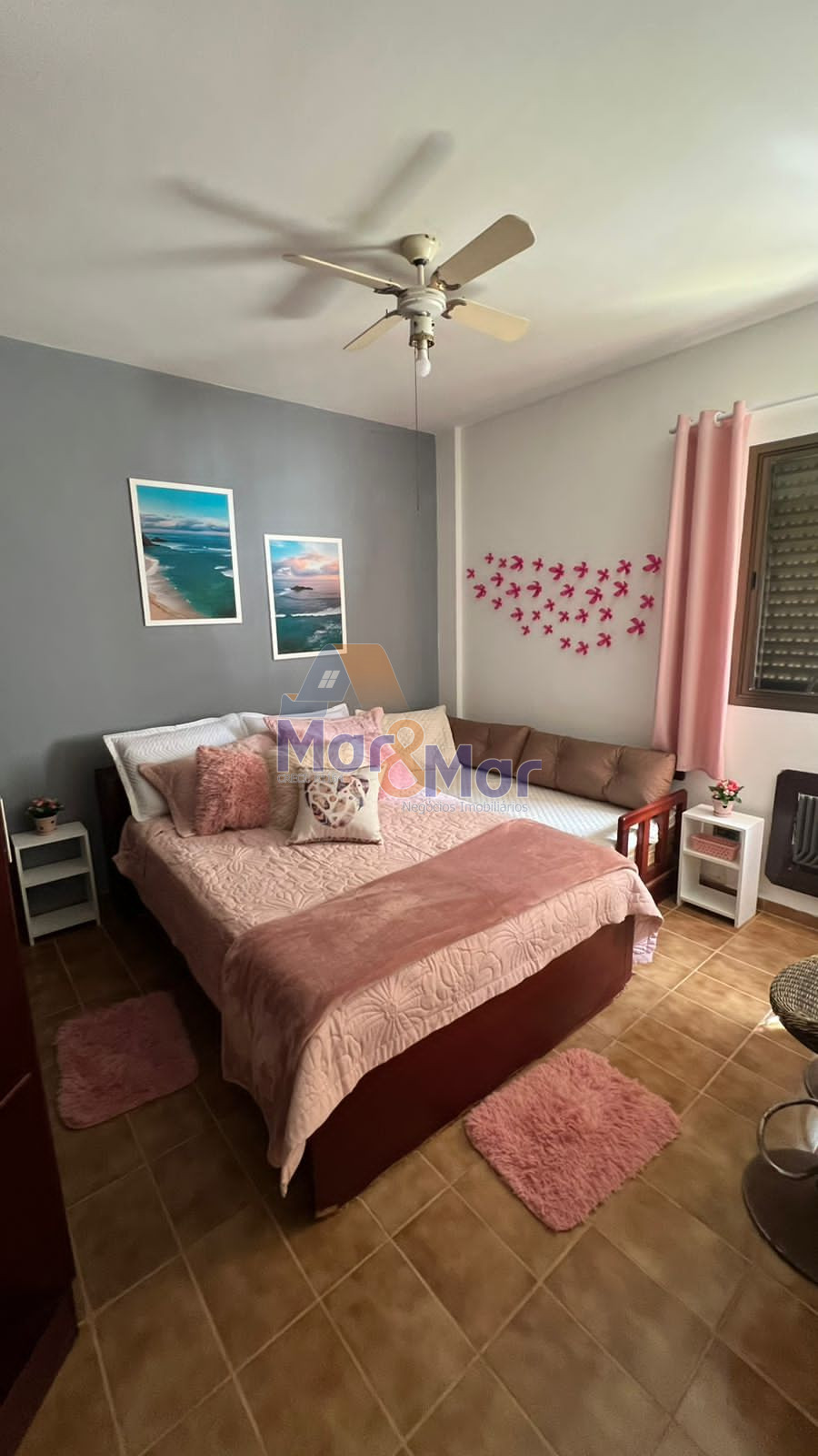 Apartamento na Praia da Enseada, Guarujá - SP